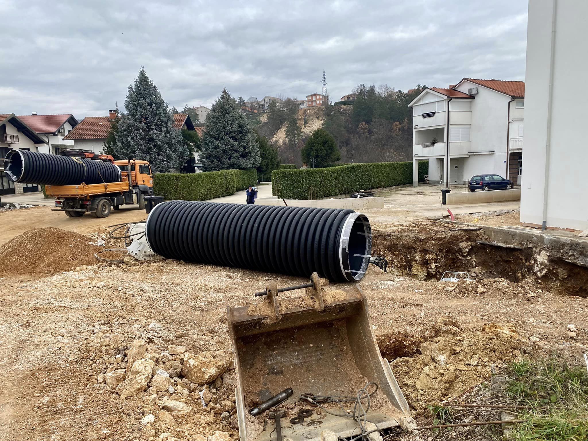 U večernjim terminima na Trnu promet će biti reguliran semaforima