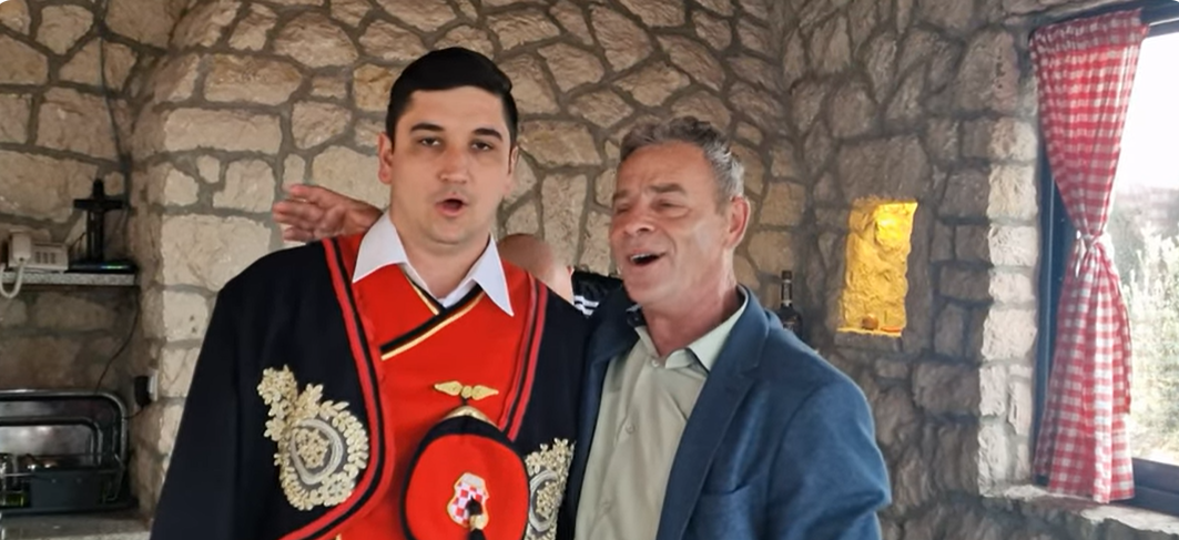 Borko Stjepić i Ilija Proleta zapjevali bećarac