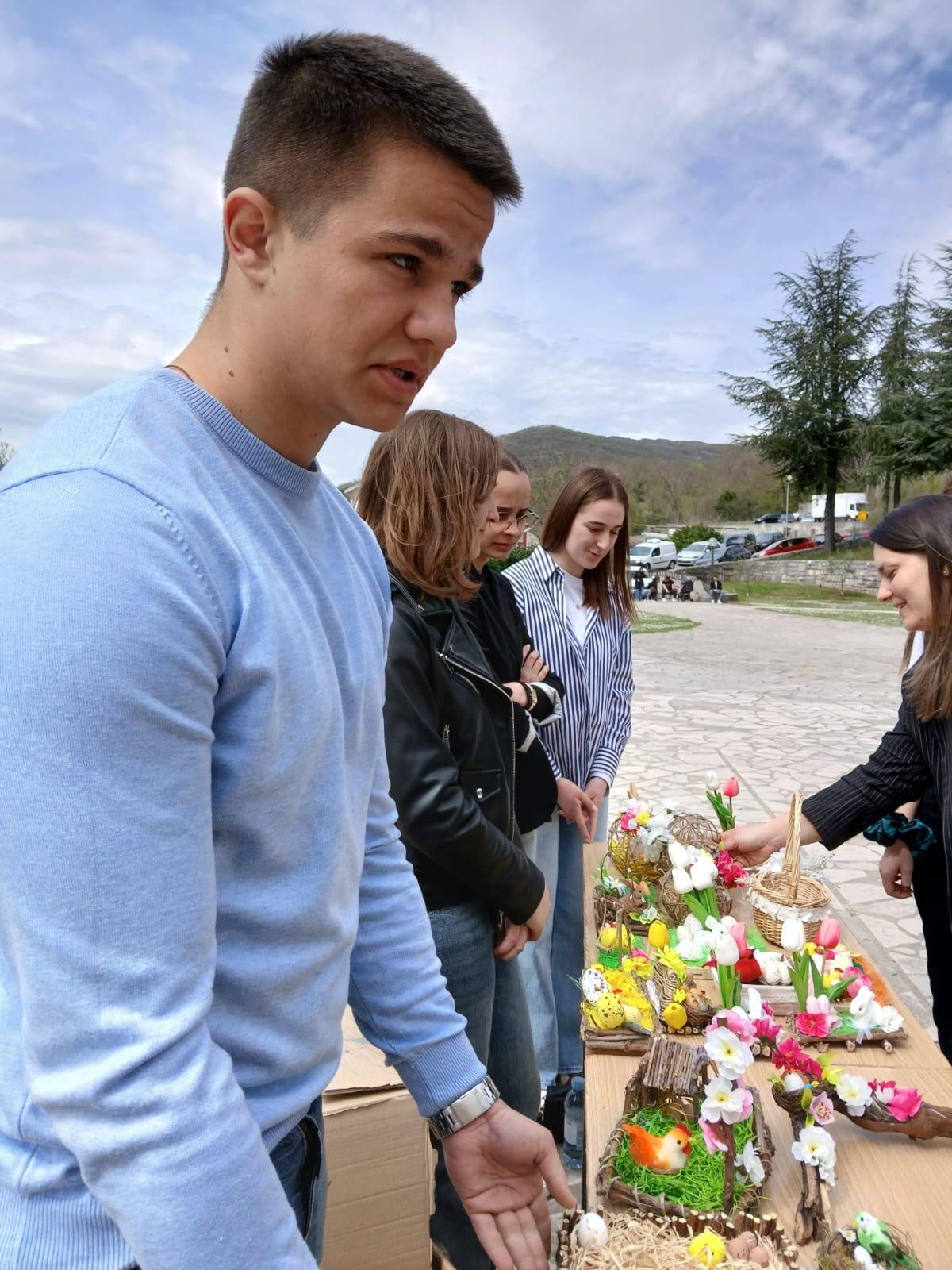 Župa Kočerin proslavila Cvjetnicu: Pjesma, molitva i pomoć potrebitima