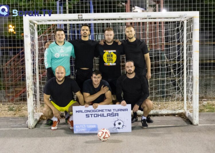 Ekipa ,,Bože Pomozi” koju s klupe predvodi Ivo Zovko “Pita” gazi!