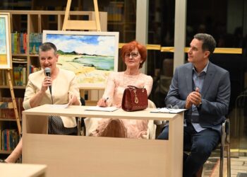 Otvorena izložba Anđelke Hrkać “Unutarnji svjetovi”