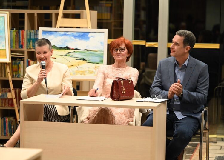 Otvorena izložba Anđelke Hrkać “Unutarnji svjetovi”