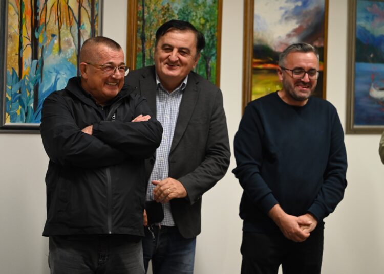 Otvorena izložba Anđelke Hrkać “Unutarnji svjetovi”