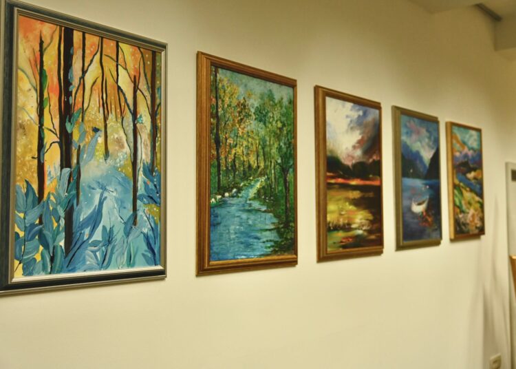 Otvorena izložba Anđelke Hrkać “Unutarnji svjetovi”