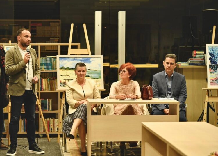 Otvorena izložba Anđelke Hrkać “Unutarnji svjetovi”