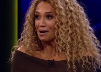 Voditeljici pukla haljina usred prijenosa