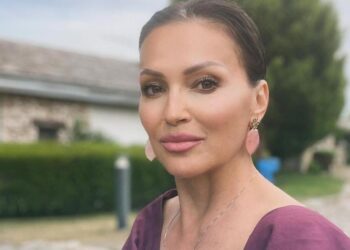 Nina Badrić i klapa Sebenico na večeri posvećenoj žilavki